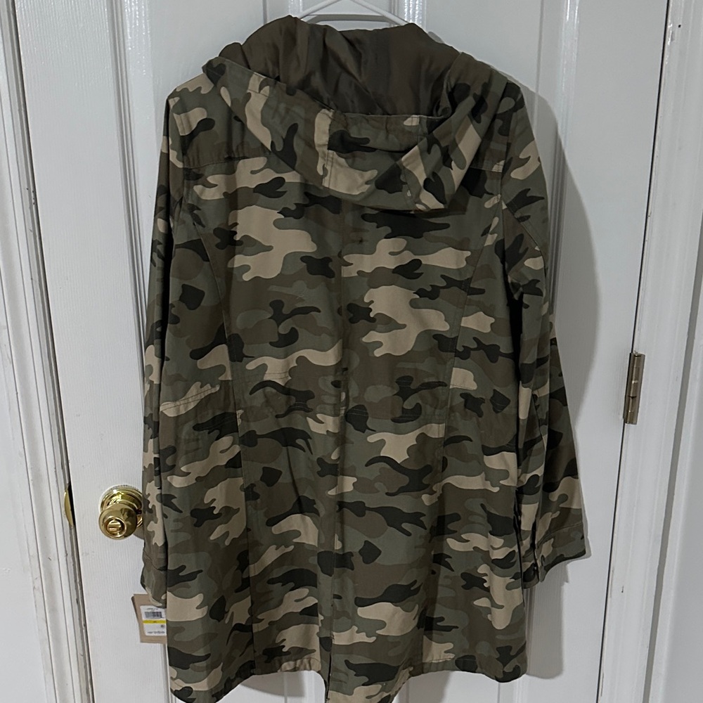 Levi's Olive Green Camo Hooded Anorak Jacket - Picture 3 of 3
